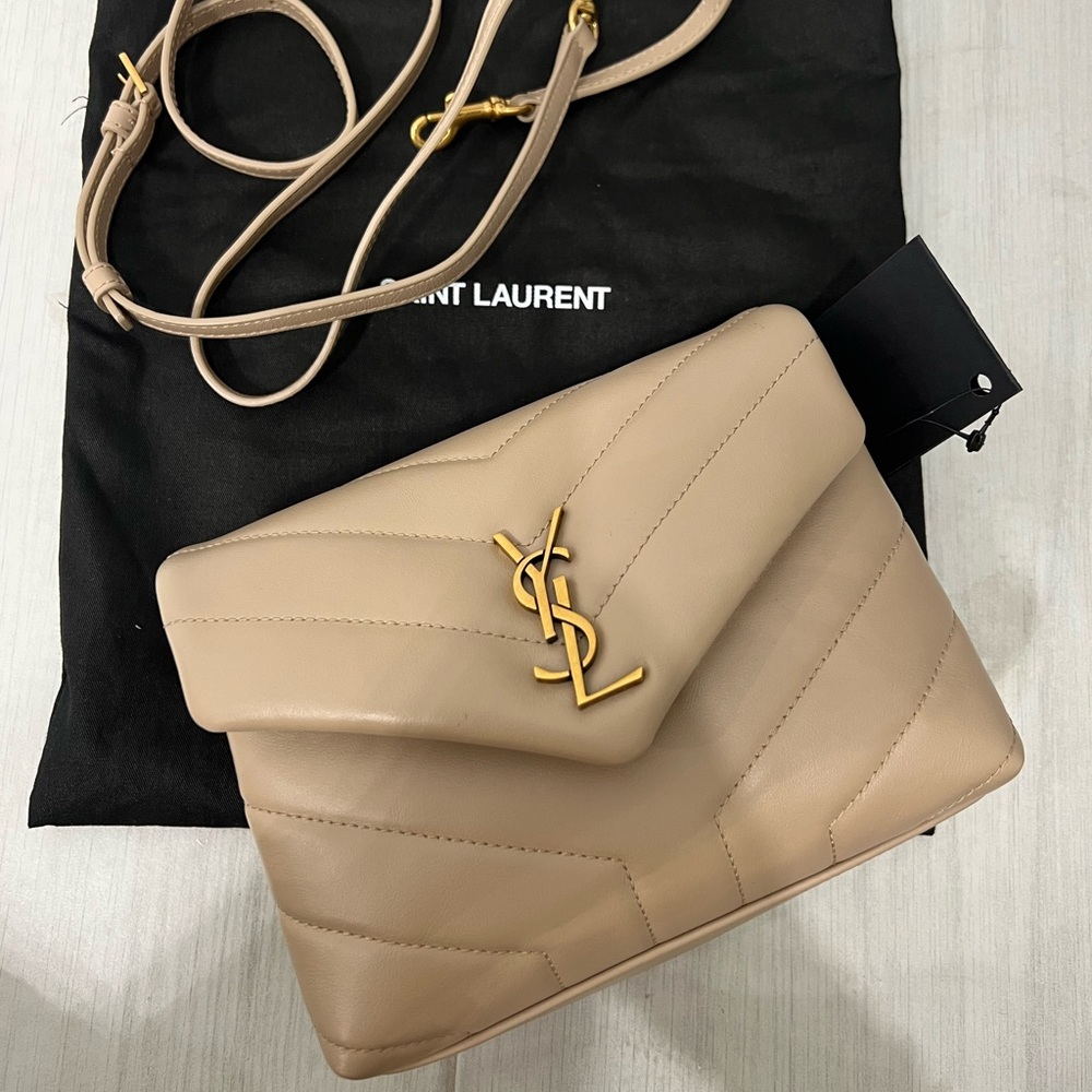 Saint Laurent LOULOU TOY STRAP BAG IN QUILTED "Y" LEATHER